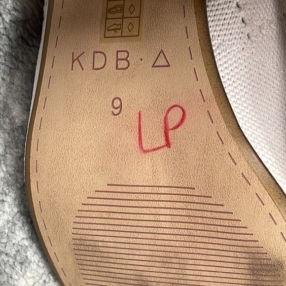 Kelsi Dagger Macey Stretch Diamond Knit Sock Boot Vanilla White Open Toe Sz 9 - Picture 11 of 14